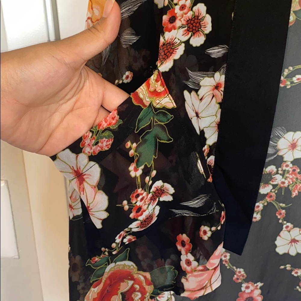 Kimono - Picture 3 of 3